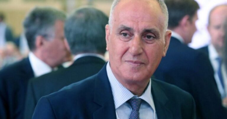 Prezidentdən Aslan Aslanovla bağlı SƏRƏNCAM Prezidentdən Aslan Aslanovla bağlı SƏRƏNCAM