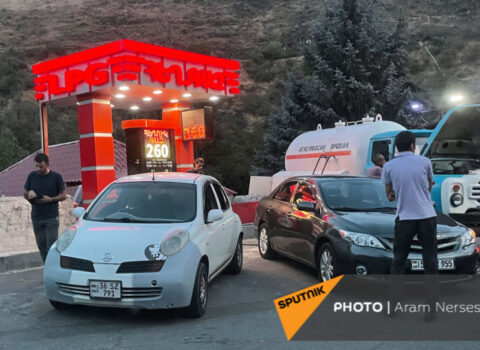 Ermənistanda qazın qiyməti 2 dəfə artdı