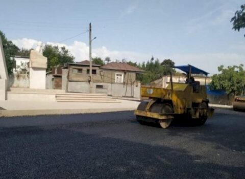 Xocavənddə faşist Njdenin abidəsi yerindədir, adını daşıyan küçə asfaltlanır… – Fotolar