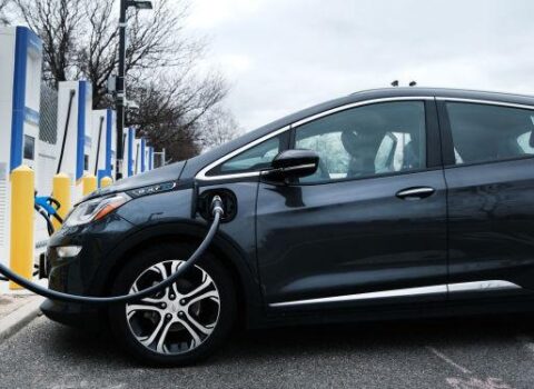 Dünyanın ən ucuz elektrikli avtomobili satışa çıxarıldı