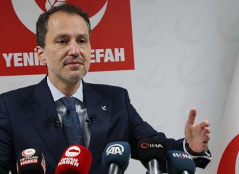 Vaksinlər 3 qulaqlı, 5 gözlü məxluqların doğulmasına səbəb olacaq – Partiya sədrindən ilginc İDDİA