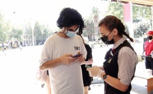 COVID-19 pasportu qapalı məkanlarda necə yoxlanılır?