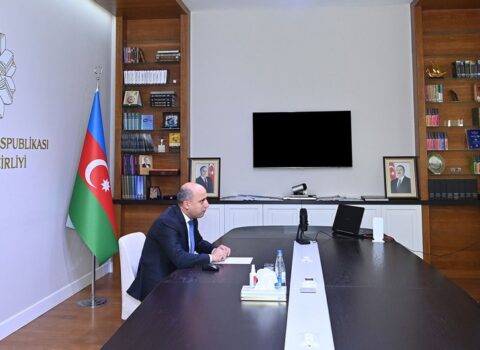 Emin Əmrullayev rektorlarla görüşdü
