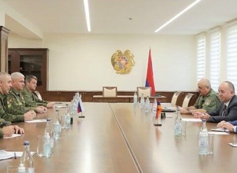 Rusiya sülhməramlılarının yeni komandanı vəzifələrinin icrasına başladı