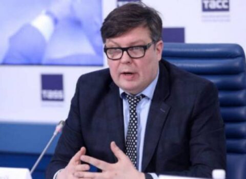 Aleksey Martınov: “İran olmasa, Ermənistanın varlığı şübhə altında olacaq”