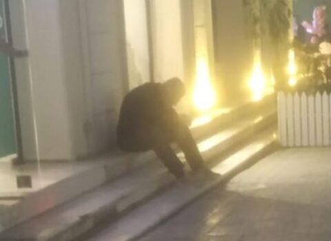 Xalq artisti Səyavuş Aslanın küçədə yaşayan oğlu ilə bağlı NAZİRLİKDƏN AÇIQLAMA