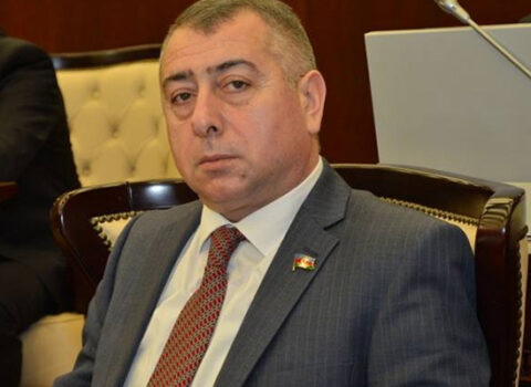 Rəfael Cəbrayılovu məhkəməyə verən müəllim vəfat etdi – FOTO