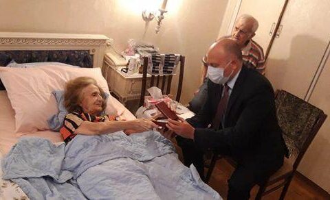 Xalq artistinə “Şöhrət” ordeni təqdim olundu – FOTO