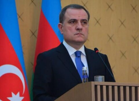 Bayramov Mirzoyanla görüşmədi