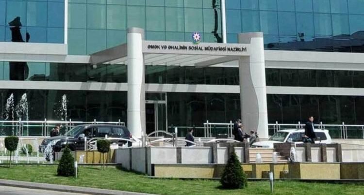 Agentlik nazirliyin qarşısında törədilən insidentlə bağlı açıqlama yaydı — RƏSMİ Agentlik nazirliyin qarşısında törədilən insidentlə bağlı açıqlama yaydı — RƏSMİ
