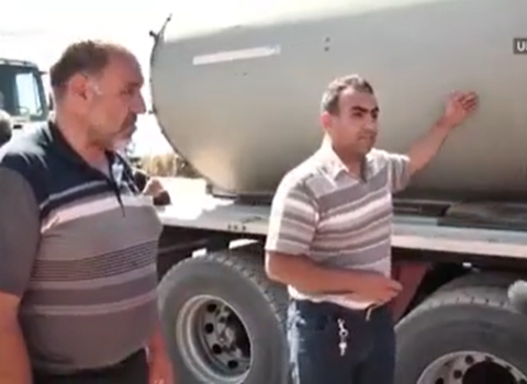 İranlı sürücülər: “Azərbaycanın pul istəməsi düzgün deyil, çünki biz erməniyə torpaq parası vermişik” – VİDEO
