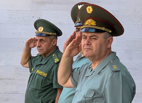 Ermənistan ordusunun Baş Qərargah rəisi Moskvaya getdi