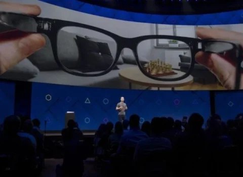 “Facebook” foto və video çəkən “ağıllı eynək”lərini təqdim etdi — FOTO