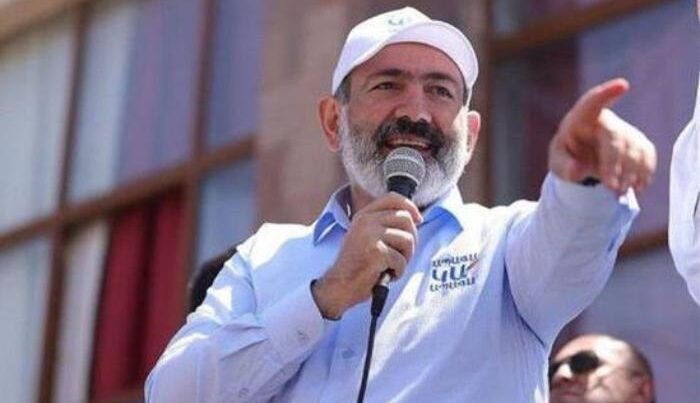 Paşinyan yenə aləmi qarışdırdı: “2 erməni dövləti yaşadıqca, qəhrəmanlarımız sağdır” Paşinyan yenə aləmi qarışdırdı: “2 erməni dövləti yaşadıqca, qəhrəmanlarımız sağdır”