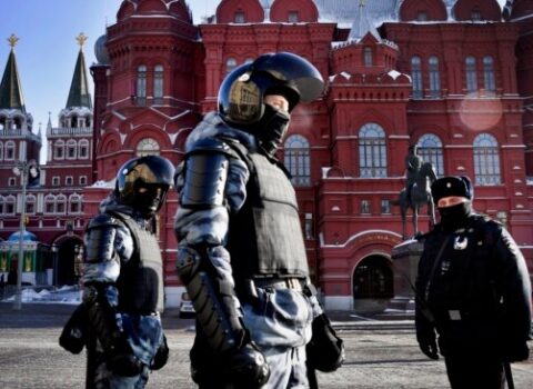 Renat Kərimovdan ŞOK İTTİHAM: Moskva polisini nasist adlandırdı