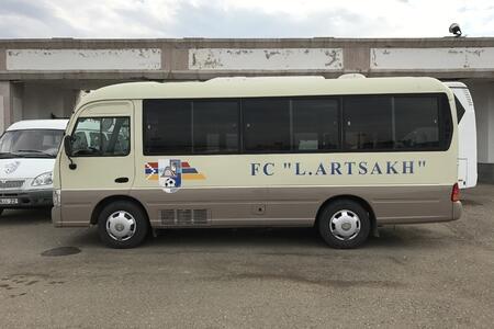 Polisimizin erməni bayrağını sildiyi avtomobillə bağlı İLGİNC FAKT
