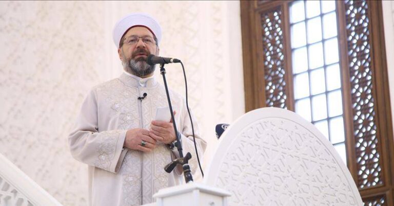 Türkiyənin baş müftisi Şuşada azan oxudu