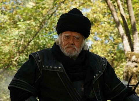 Cüneyt Arkın “Kuruluş Osman”dan getdi – FOTO