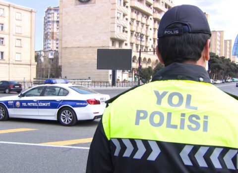 Yol polisi bu sürücülərdən tibbi arayış tələb edə bilər? – RƏSMİ CAVAB
