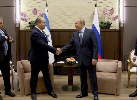 “Putin heç kimi yaxına buraxmır deyə mən apardım” – Həmin çantanın içində nə var idi?