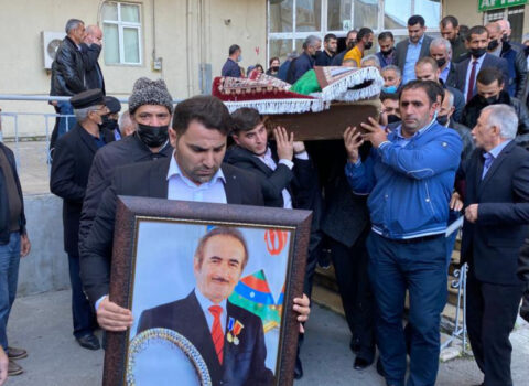 Canəli Əkbərovla vida mərasimi keçirildi