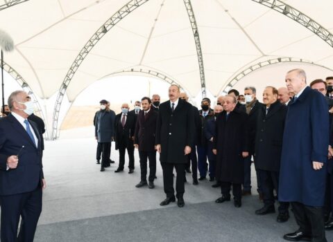 İlham Əliyev və Ərdoğan Şuşaya çəkilən yolun tikintisi ilə tanış olublar