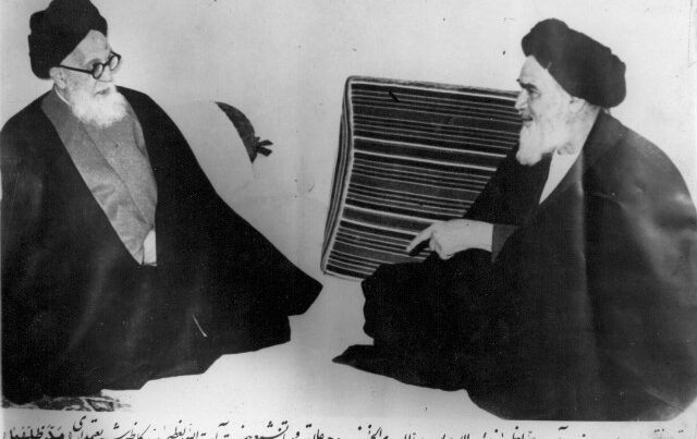 Xomeyni ilə fikir ayrılığı olan Ayətullah Şəriətmadər İranda Azərbaycan muxtariyyətini tələb edirdi – ŞƏRH Xomeyni ilə fikir ayrılığı olan Ayətullah Şəriətmadər İranda Azərbaycan muxtariyyətini tələb edirdi – ŞƏRH