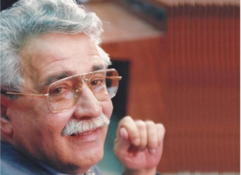 Elçibəyə rəqib olan, kabinetini AXC-yə verən, Heydər Əliyevin təriflədiyi Xalq YAZIÇISI