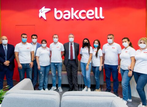 Bakcell Bakının mərkəzində yenilənmiş konsept mağazasını təqdim edib – VİDEO