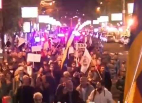 İrəvanda Putin və Rusiya əleyhinə nümayiş keçirilir – VİDEO