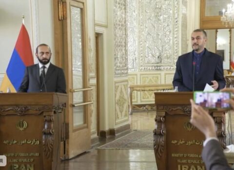 Ararat Mirzoyan: “Farslarla ermənilər minillik qardaşdırlar”