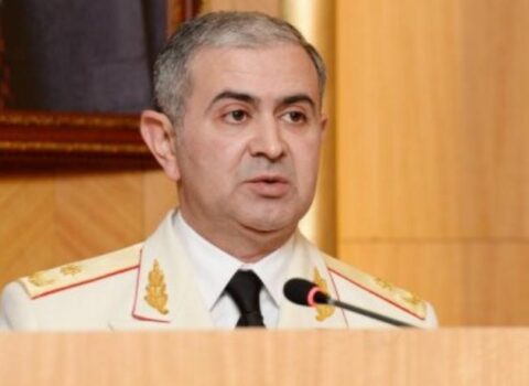 Vüsal Novruzov jurnalistləri kamera ilə çəkdirərək şantaj etdirib – SENSASİYA