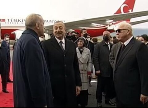 Ərdoğan və Əliyevin Cahangir Əsgərovla “bığ” zarafatı – VİDEO