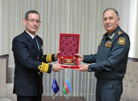 Kərim Vəliyev NATO admiralı ilə görüşdü