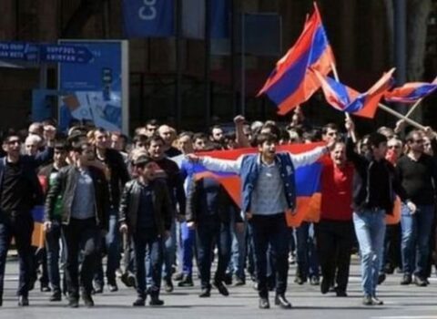 Daşnaklar İrəvanda mitinqlərə hazırlaşırlar