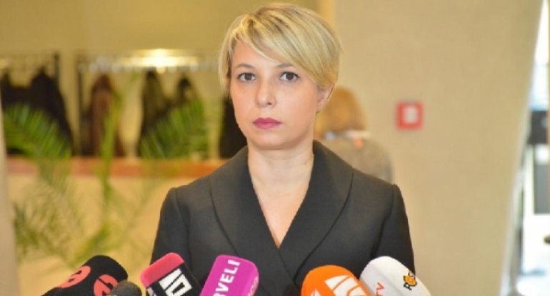 Gürcüstan ombudsmanı Mixail Saakaşviliyə baş çəkdi | KONKRET