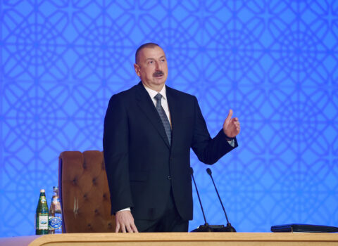 “Dövlət və onun rəhbəri əlindən gələni edir ki, yeni şərait əhalinin sosial vəziyyətinə ciddi təsir göstərməsin” – Millət vəkili
