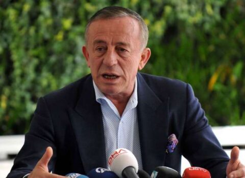 Özəl təyyarəsi ilə xaricə dollar daşımaq istədi: Qarşısını F-16 kəsdi