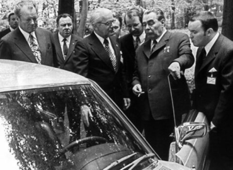 Brejnevin hədiyyə etdiyi “Mercedes” satılır – ŞOK QİYMƏT + FOTO