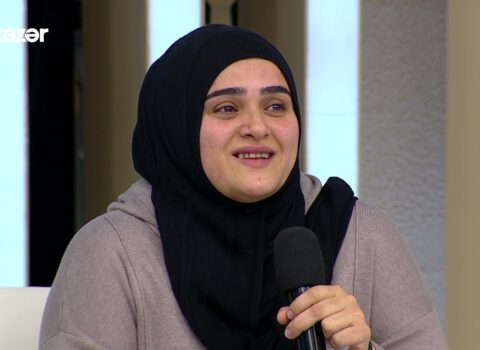 “Xoruldayırdım, yoldaşım deyirdi ki, dur, yenə traktoru xoda salmısan” – VİDEO