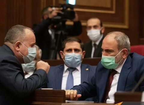 Hazırda Paşinyan Ermənistan TŞ-nin TƏCİLİ İCLASINI KEÇİRİR