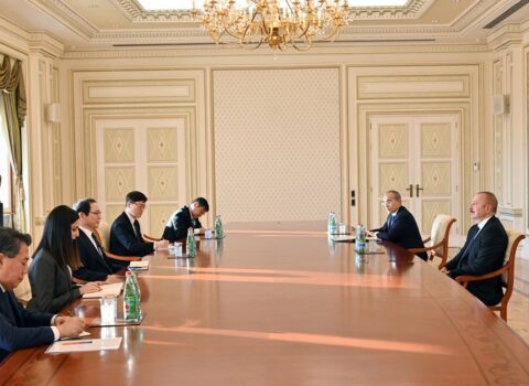 Prezident Çong Soo Parkı QƏBUL ETDİ – YENİLƏNİB + FOTO