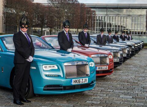 Çindən ŞOK QƏRAR: Tanınmış şəxslərin dəbdəbəli həyatı nümayiş etdirməsi qadağan olundu