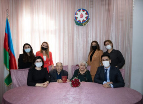 Bakıda 87 yaşlı kişi və 78 yaşlı qadın ailə qurdu – FOTO