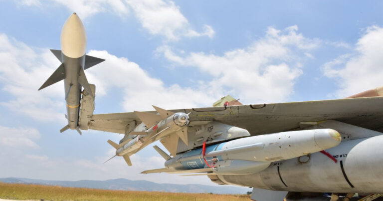 Azərbaycan İsraildən MiQ-29 qırıcılarında tətbiq olunmaq üçün BU RAKETLƏRİ ALDI - FOTO