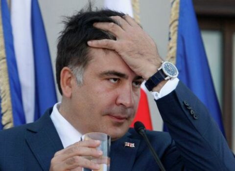 Saakaşvilinin həbsxanaya köçürülməsi təxirə salındı – SƏBƏB