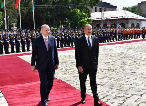 Ərdoğan İlham Əliyevi Zəfər Günü münasibətilə TƏBRİK ETDİ