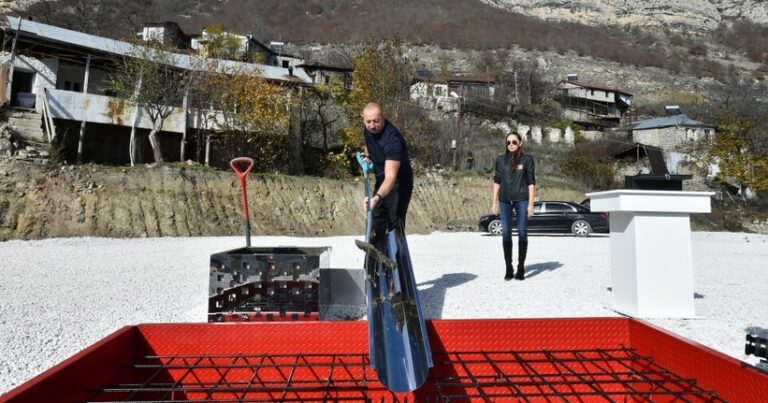 Şuşada Daşaltı məscidinin təməli qoyuldu – FOTOLAR Şuşada Daşaltı məscidinin təməli qoyuldu – FOTOLAR