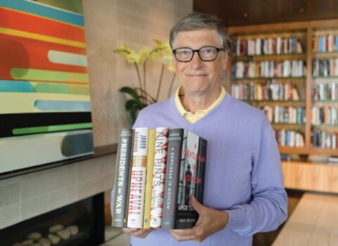 Bill Qeytsin oxumaq üçün tövsiyə etdiyi 5 kitab – SİYAHI