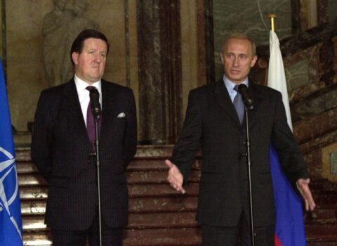 General Putinin sirrini açdı: “Məndən soruşdu ki…” – ŞOK İDDİA